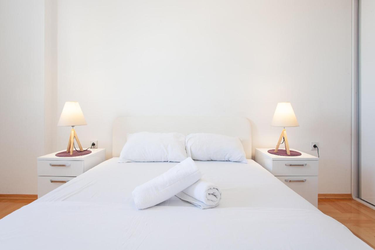 Urban Hostel & Apartments สโกเปีย ภายนอก รูปภาพ