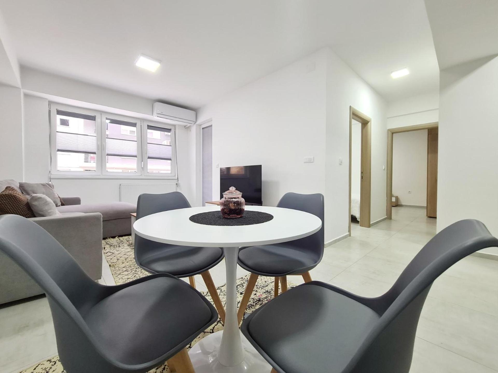 Urban Hostel & Apartments สโกเปีย ภายนอก รูปภาพ