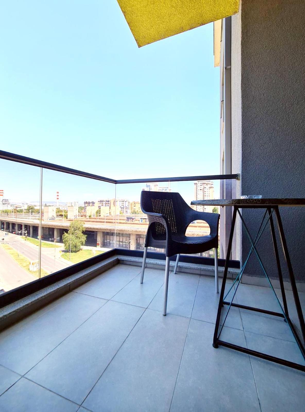 Urban Hostel & Apartments สโกเปีย ภายนอก รูปภาพ