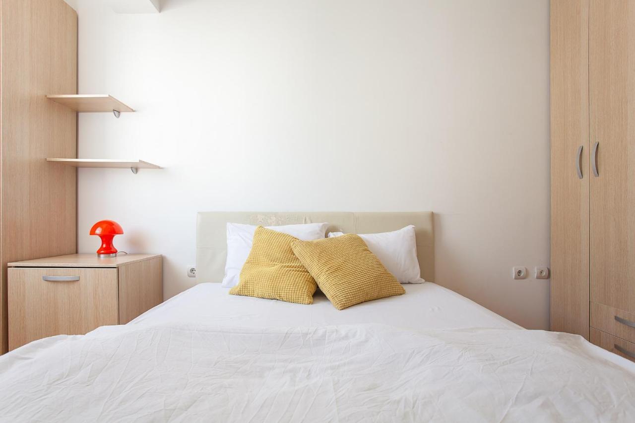 Urban Hostel & Apartments สโกเปีย ภายนอก รูปภาพ