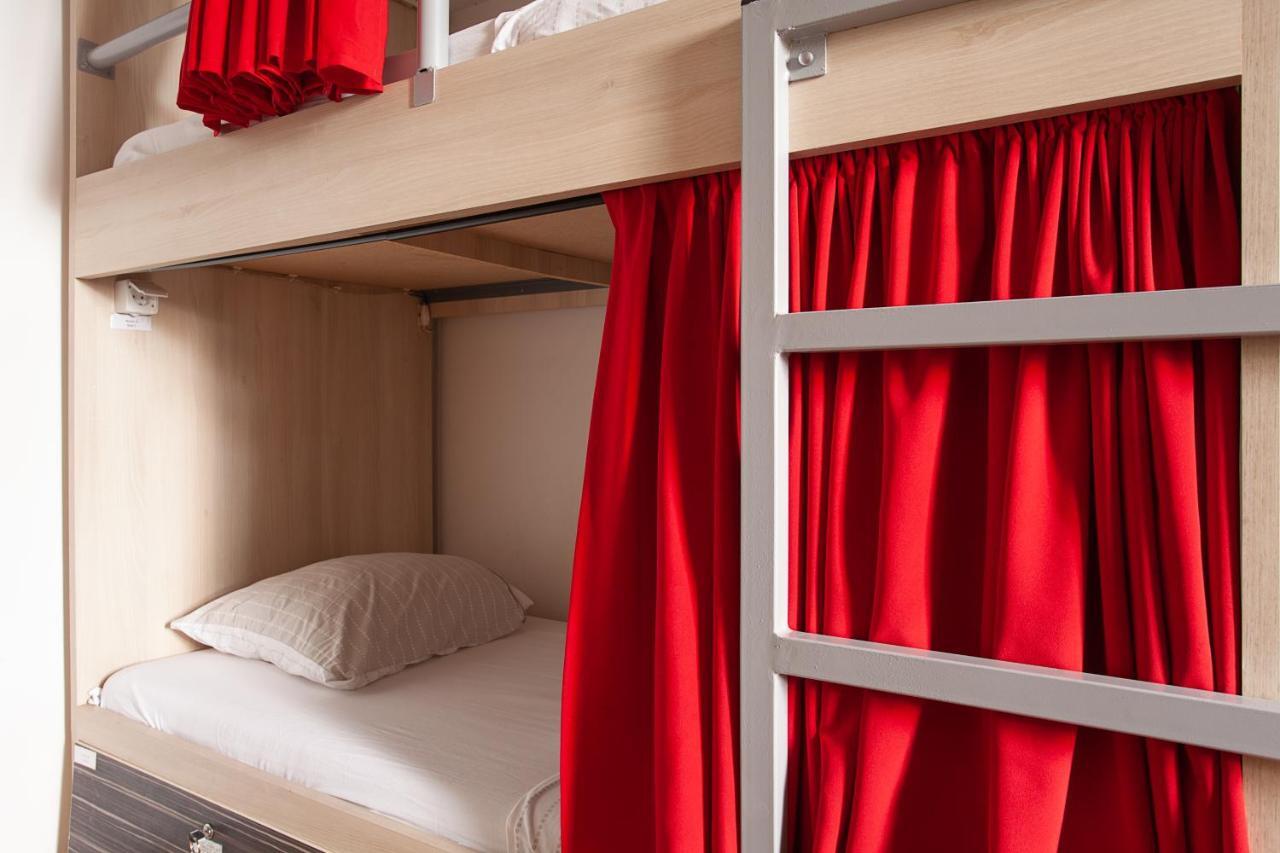 Urban Hostel & Apartments สโกเปีย ภายนอก รูปภาพ
